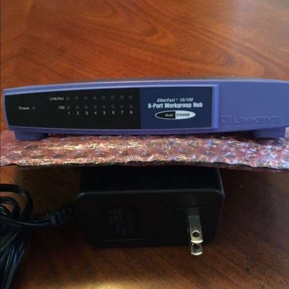 LINKSYS 8-Port 10/100 Data Hub. New - Picture 5 of 6